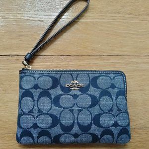 Coach Signature Chambray Wristlet NWT